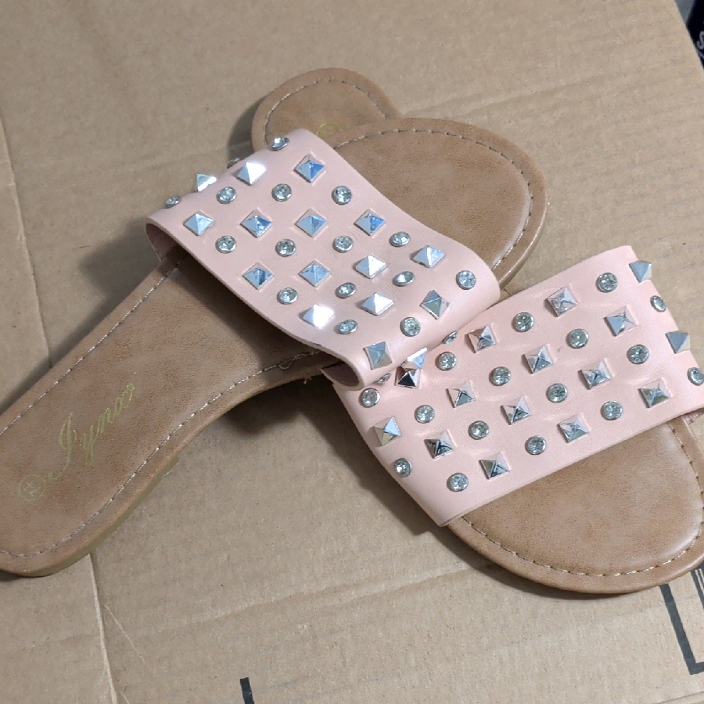 Studded Sandals 💎🩷